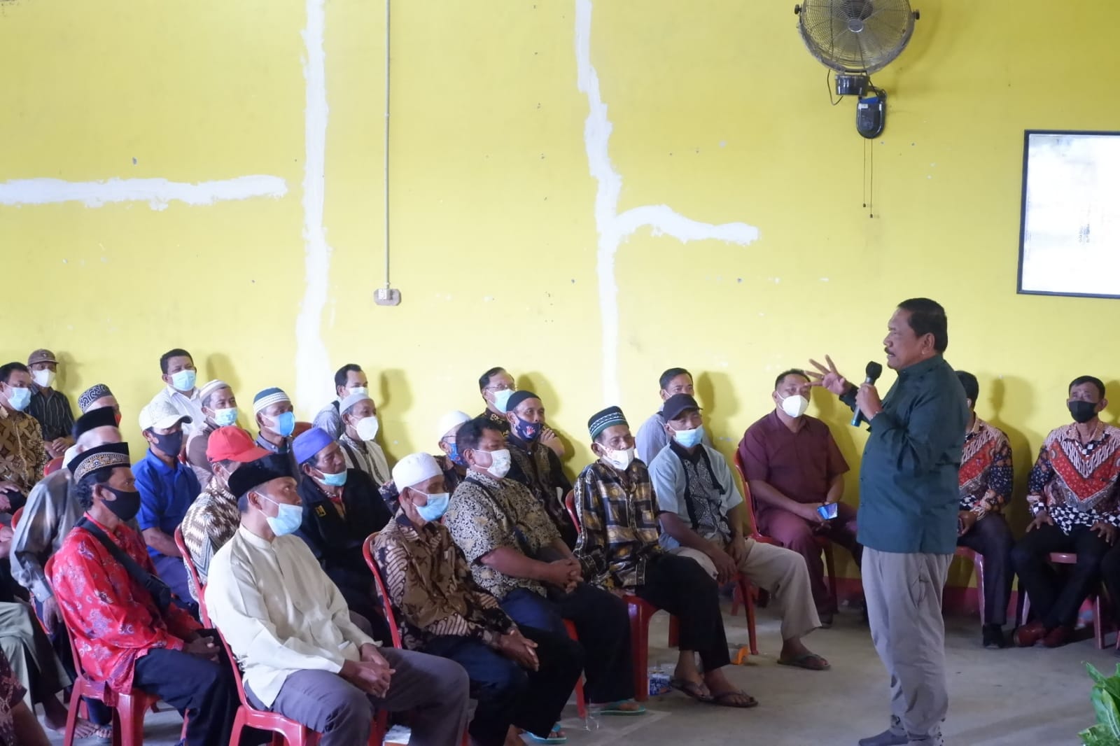 Bupati Bengkulu Utara Ir H Mian 