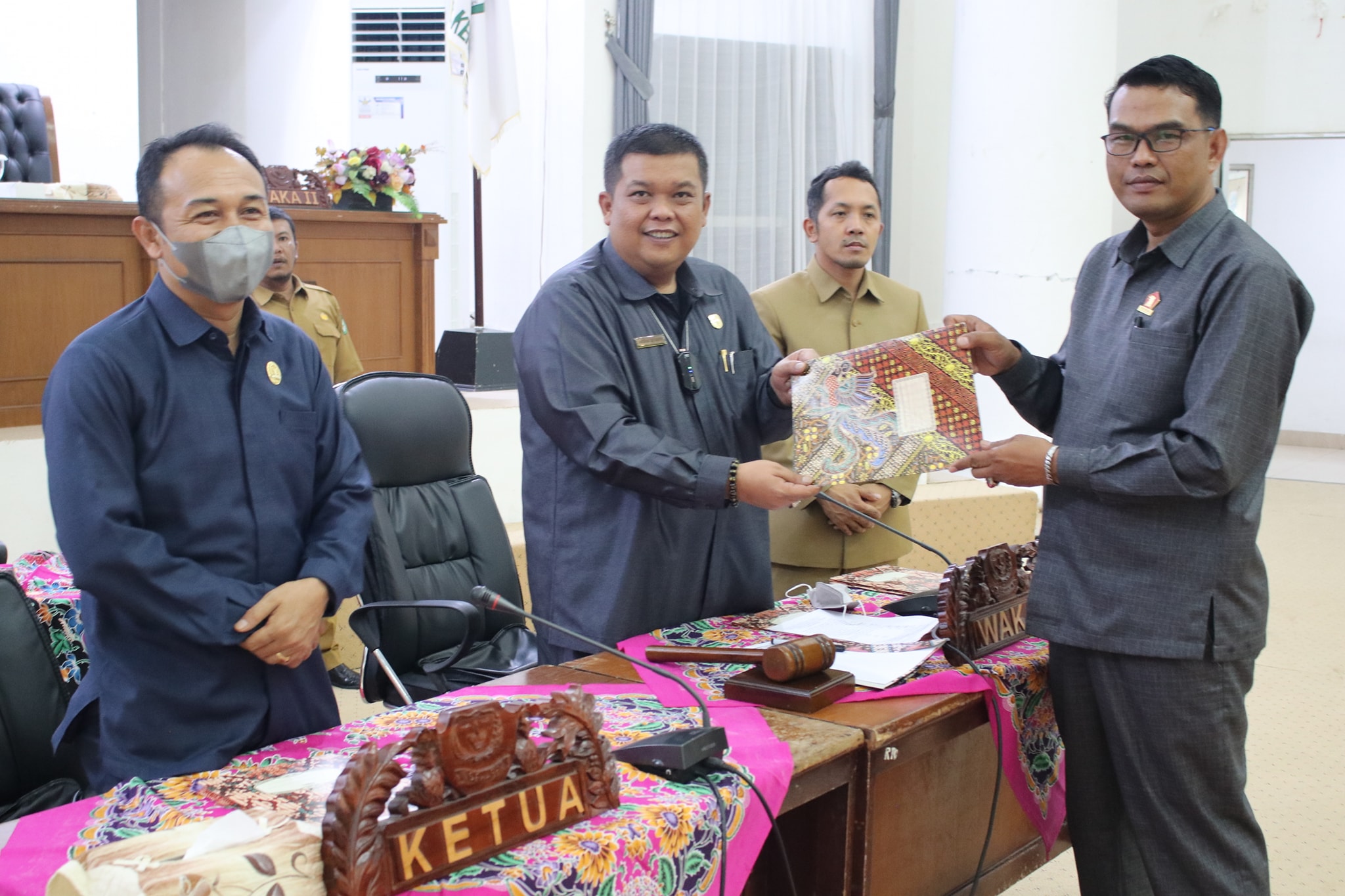 Paripurna DPRD Kepahiang Agenda Penyerahan Bahan Pembahasan
