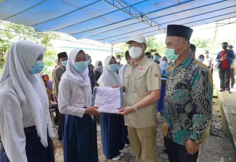 Gubernur Rohidin Mersyah Apresiasi Pendidikan Gratis di SMKN 3 Bengkulu Tengah